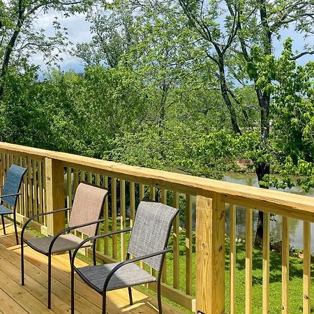River Oarasis In Heart Of Pigeon Forge! Villa Exterior foto